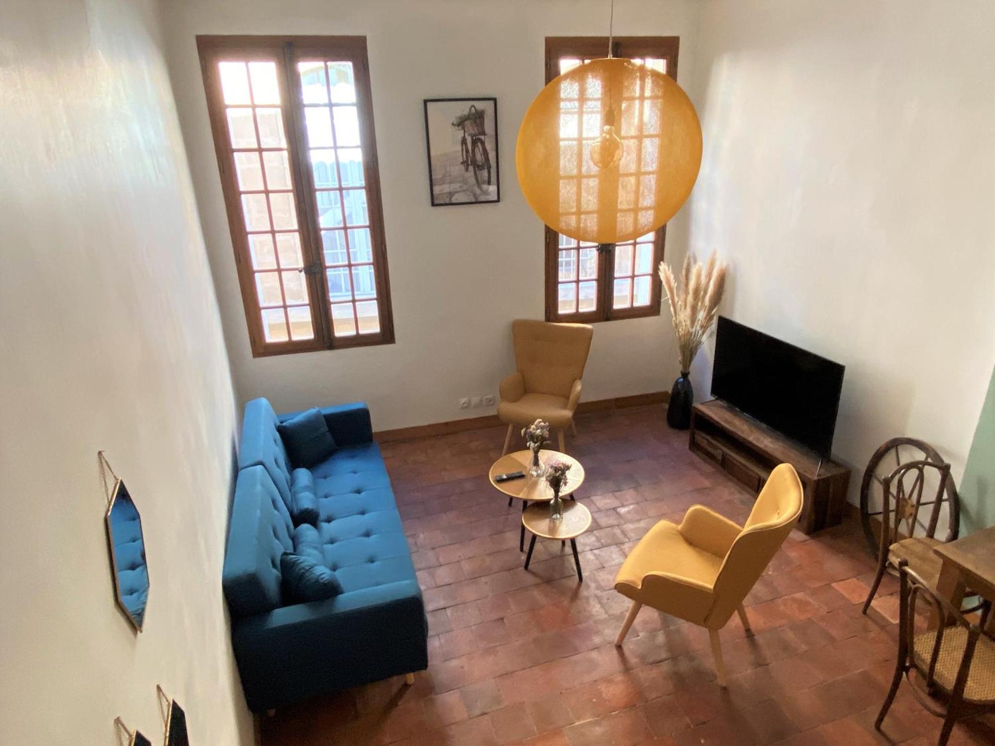 Mezzanine Mairie Apartment *